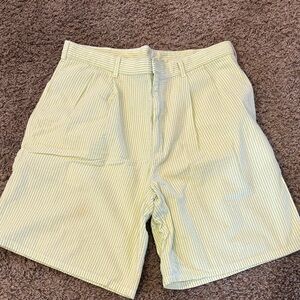 EUC Light Green Men's Seersucker Shorts